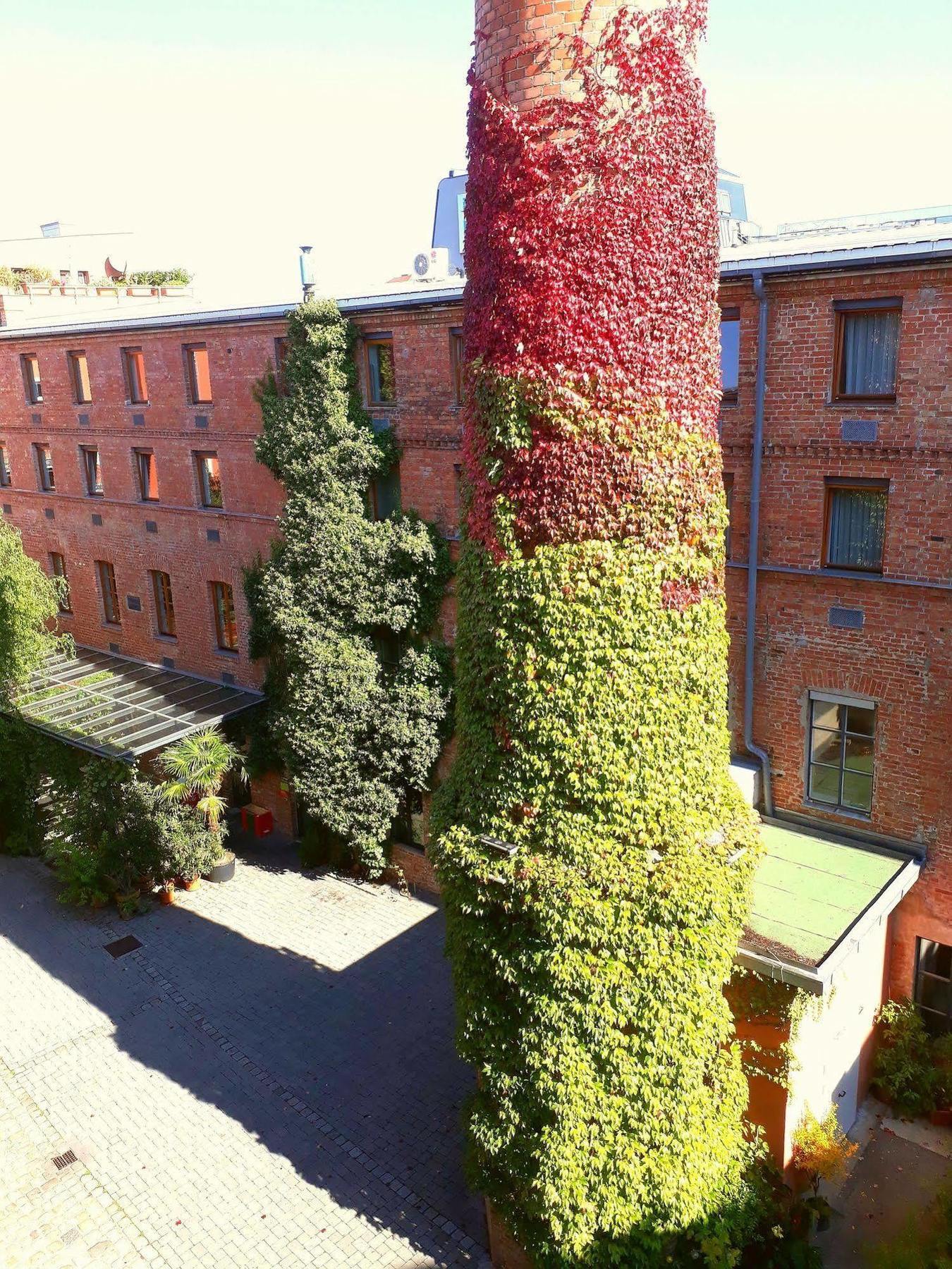 Hotel Fabrik Wien Buitenkant foto